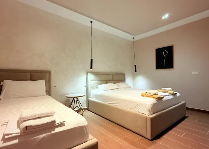 Delmar Durres * 格勒姆